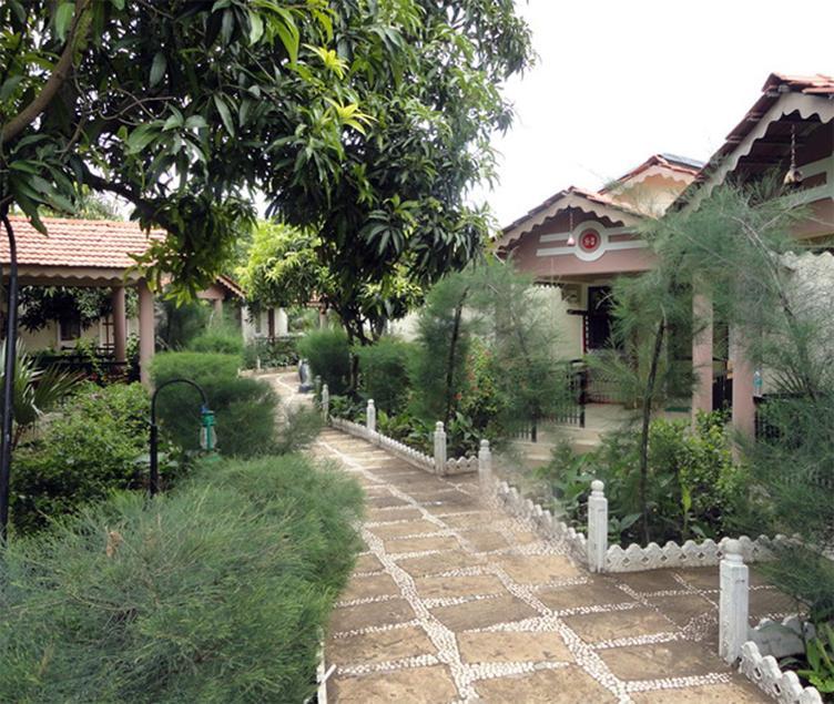Saavaj Resort, Sasan Gir - Where Wilderness Meets Luxury Eksteriør billede